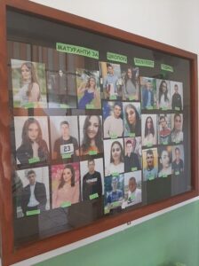 Read more about the article Матуранти за школску 2019/2020. годину