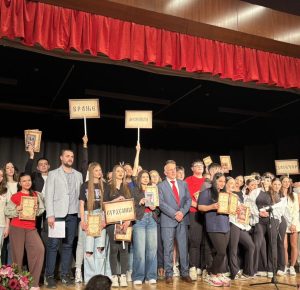 Read more about the article Ученику Алекси Јовковићу специјална награда за глуму на 29. Културно-уметничкој домијади у Сурдулици